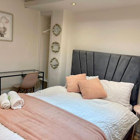 Shoreditch Rooms - Apartments And Rooms In The City 런던 객실 사진