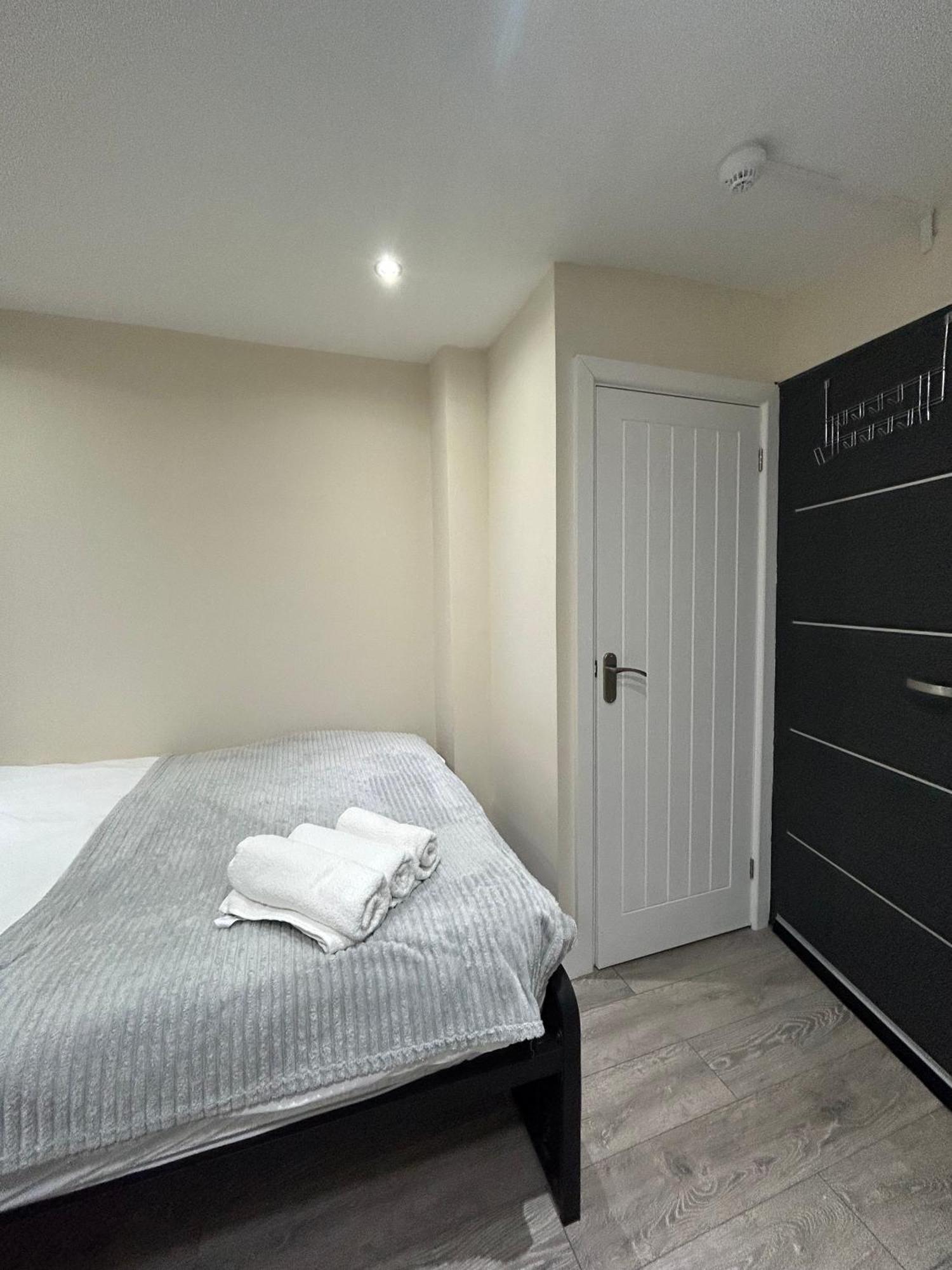 Shoreditch Rooms - Apartments And Rooms In The City 런던 외부 사진